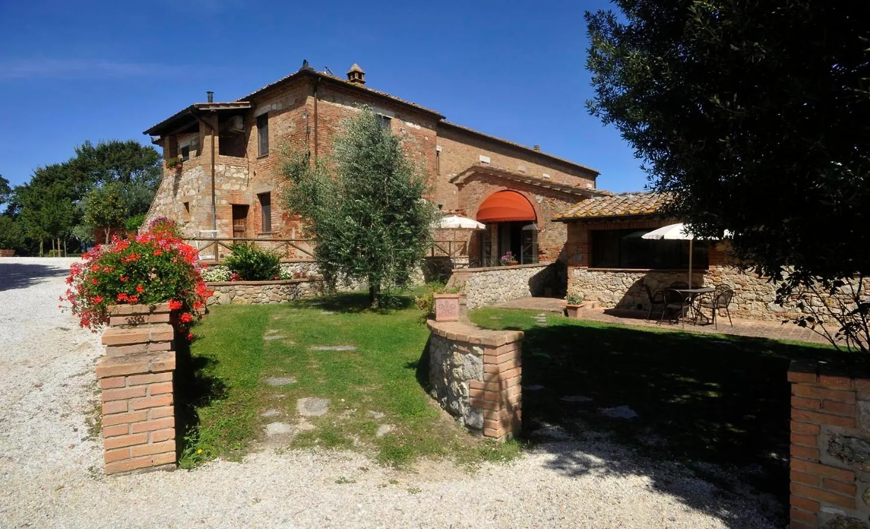 Apartment Agriturismo Podere Il Moro Brucciano