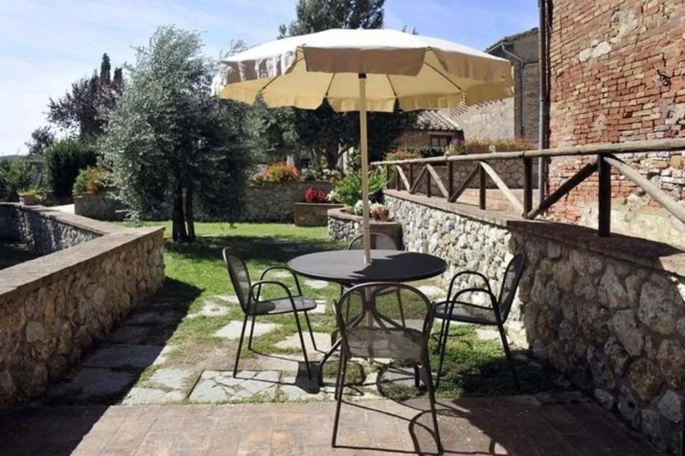 Apartment Agriturismo Podere Il Moro Brucciano Italy